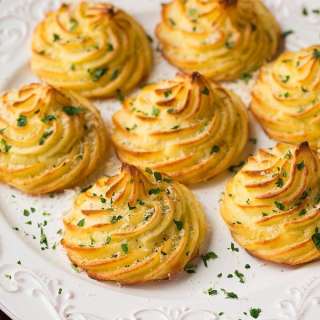 Garlic Parmesan Duchess Potatoes