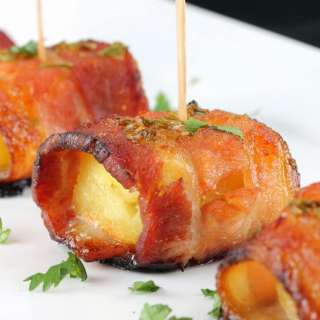Sriracha-Honey Glazed Bacon-Wrapped Pineapple