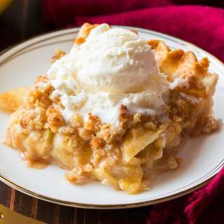 Crumb-Topped Apple Slab Pie
