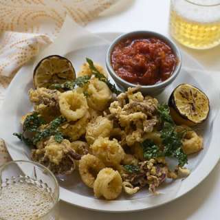 Fried Calamari with Quick Marinara