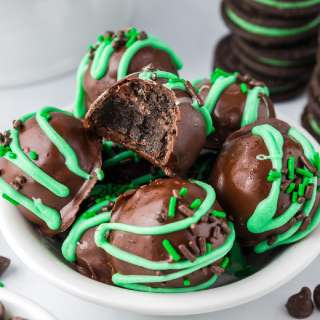Oreo Mint Chocolate Truffles