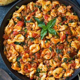One Pan Turkey Sausage, Spinach and Marinara Tortellini