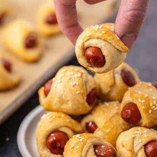 Easy Party Pigs in a Blanket