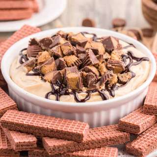 Peanut Butter Cup Cheesecake Dip