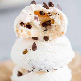 Chocolate Chip Meringue Cookies