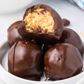 Peanut Butter Balls With Rice Krispies