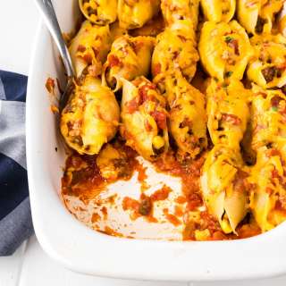 Mexican Stuffed Shells (Taco Stuffed Shells)