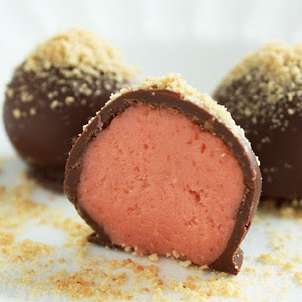Raspberry Cheesecake Truffles