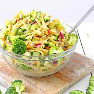 Sweet Broccoli Apple Salad With Pasta