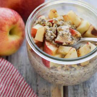 Apple Cinnamon Overnight Oats with Chia Seeds