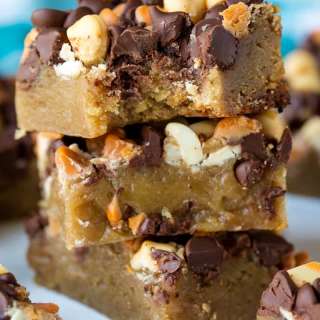 Slow Cooker Chocolate Chip Cookie Bars