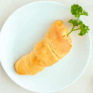 Stuffed Easter Carrot Crescent Rolls