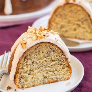 Banana Bundt Cake with Cinnamon Cream Cheese Icing