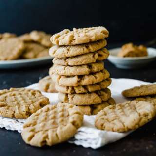 Easy Peanut Butter Cookies