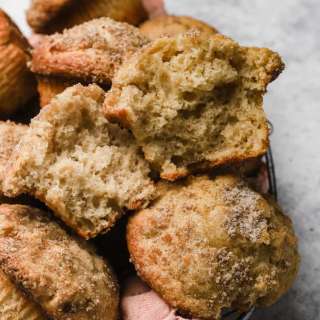 Apple Muffins with Cinnamon-Sugar Topping