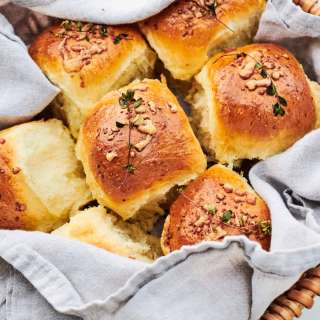 French Onion Rolls