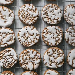 Iced Oatmeal Cookies Recipe