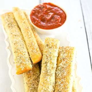 Copycat Pizza Hut Breadsticks