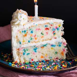 Birthday Cake {Funfetti Cake}