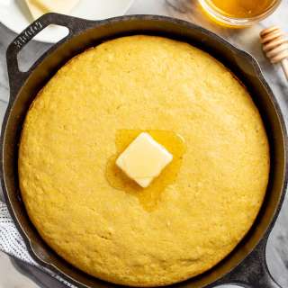Easy Skillet Cornbread