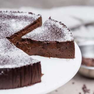 Flourless Chocolate Cake