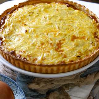 French Onion Tart - The Old Vintage Way