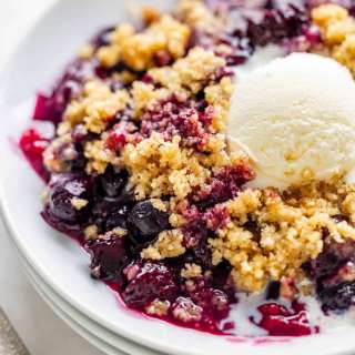 Mixed Berry Crumble