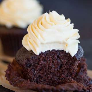 Chocolate Cupcakes with Vanilla Frosting