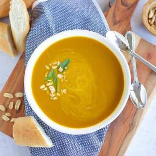 Instant Pot Curried Pumpkin Soup