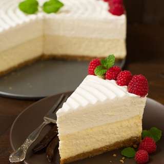 Vanilla Bean Cheesecake - Cheesecake Factory Copycat
