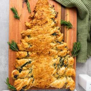 Christmas Tree Spinach Dip Puff Pastry