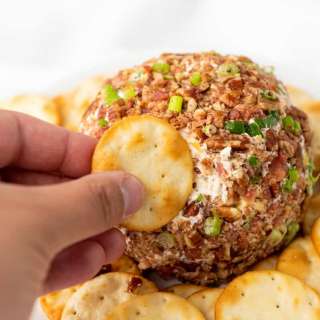 Pecan Bacon Cheeseball