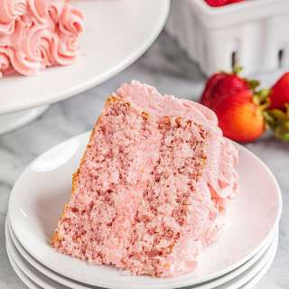 Strawberry Cake with Strawberry Chantilly Cream Frosting