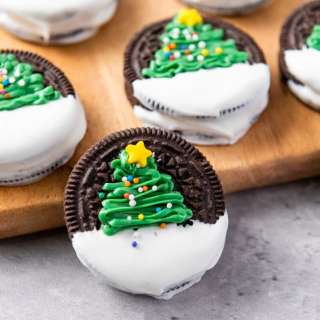 Christmas Tree Oreos