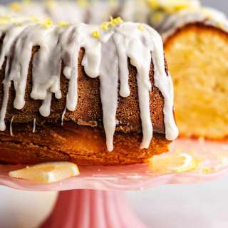 Old Fashioned Lemon Pound Cake