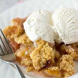 Rhubarb-Ginger Crumble