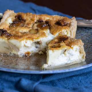 Caramelized Garlic and Goat Cheese Tart