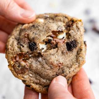 Cookies and Cream Cookies