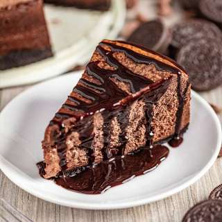 Perfect Chocolate Cheesecake with Oreo Crust