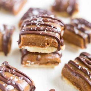 Salted Caramel Shortbread Bars
