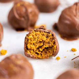 Gingersnap Truffles