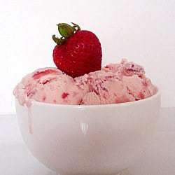 Fresh Strawberry Ice Cream