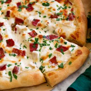 Chicken Alfredo Pizza