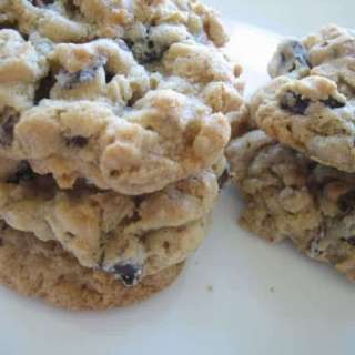 Oatmeal Raisin Cookies