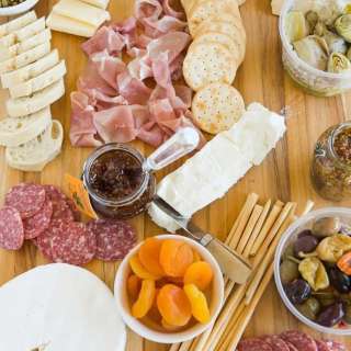 How to Create an Epic Cheese Plate