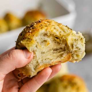 Pesto Parmesan Rolls
