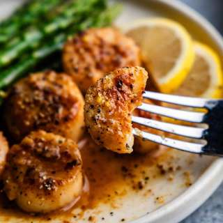Lemon Garlic Scallops