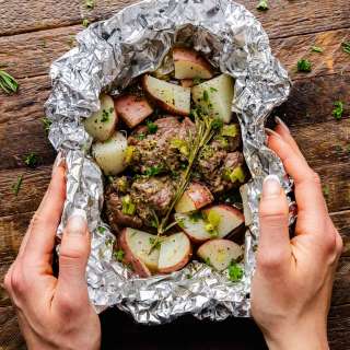 Spicy Garlic Butter Steak and Potato Foil Packets
