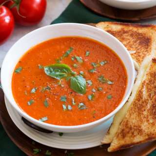 Roasted Tomato Basil Soup