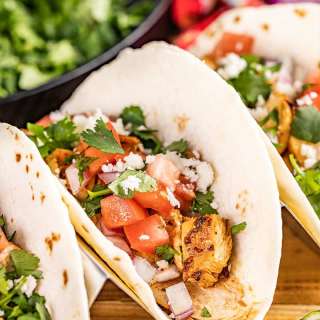 Easy Weeknight Chicken Tacos